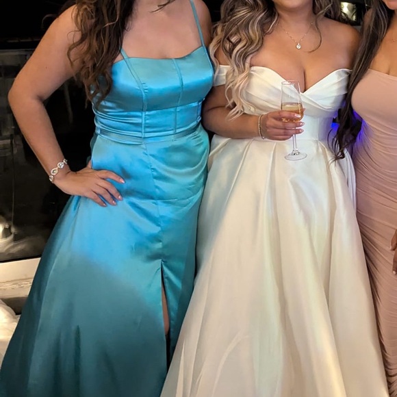 Satin turquoise bridesmaid dress - Picture 6 of 7